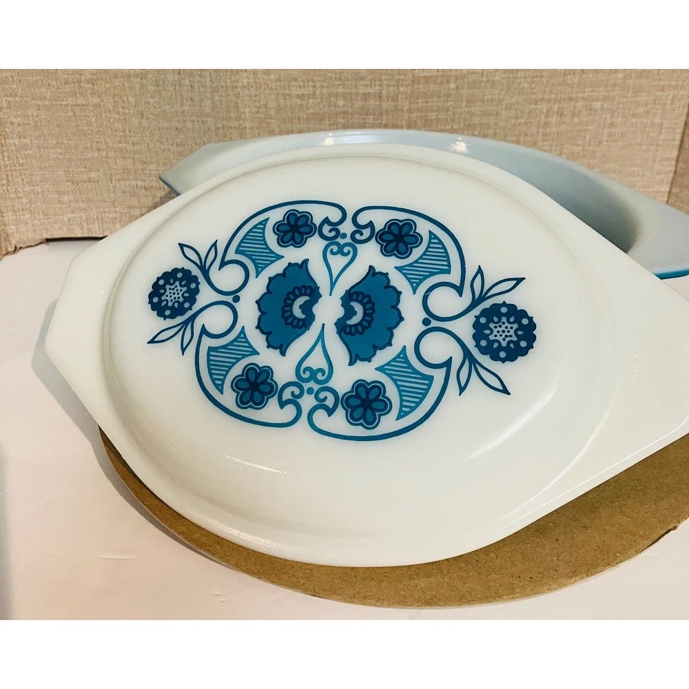 Pyrex Casserole Dish Unisex 1.5 QT Blue Excellent Horizon Blue Floral 043 Lid